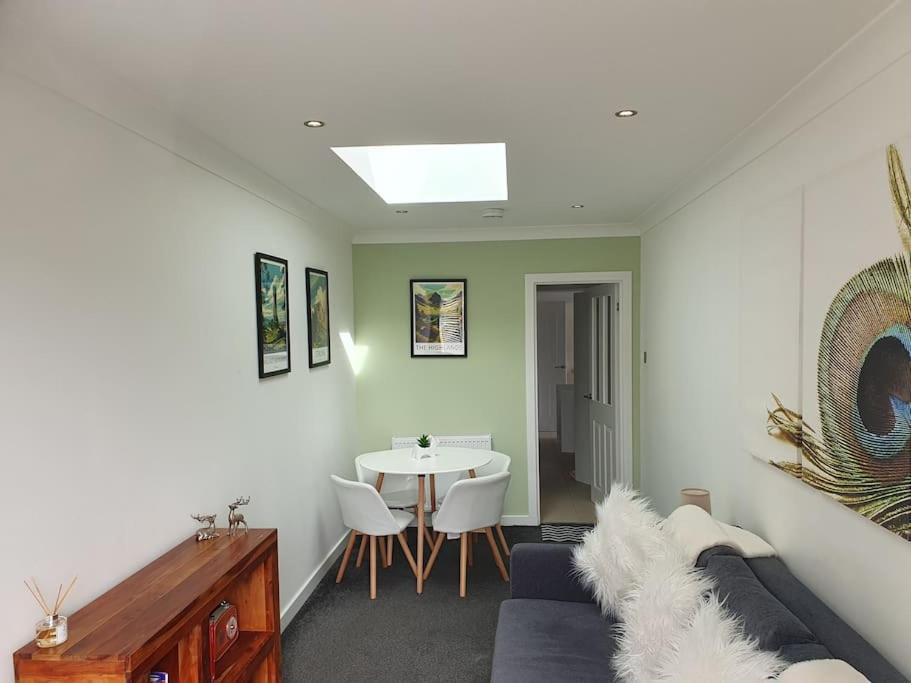The Elfin- Lovely 1 Bedroom - Free Parking Bridge of Allan Exteriér fotografie